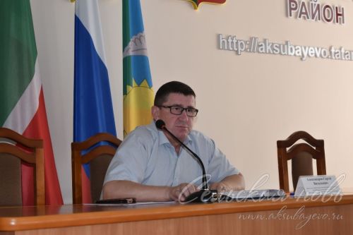 В Аксубаевском районе обсудили вопросы контроля за трудными семьями и подростками