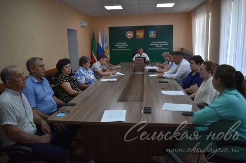 В Аксубаеве прошло заседание комиссии по противодествию коррупции