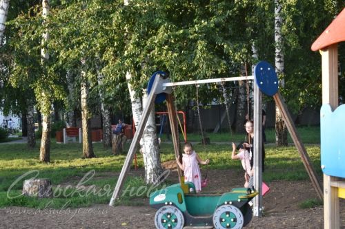 В Аксубаеве чествовали семьи долгожителей, с малышами, успешные в культуре и спорте