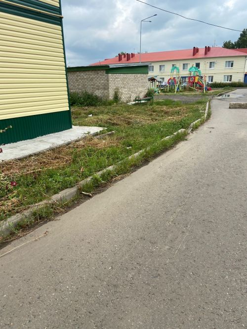 Хакимият тырыша, кешеләр битараф