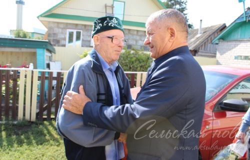 Почетного гражданина Аксубаевского района поздравили с 85-летием