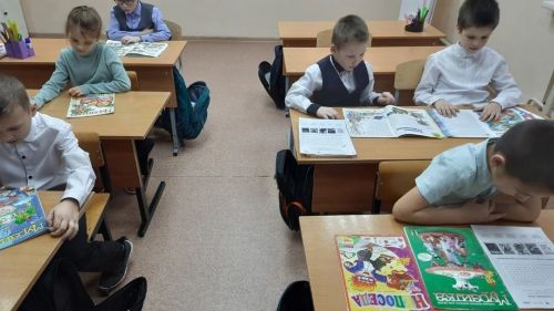 Сыйныфтан тыш дәресләрне Россия матбугаты көненә багышладылар