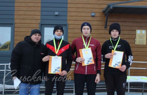 Аксубаевские школьники состязались на районной лыжне