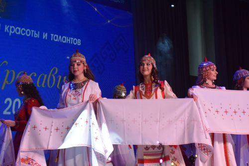Представительница Аксубаевского района удостоилась второго места и титула Первой вице-мисс на республиканском конкурсе «Чувашская красавица» «Чăваш пики»