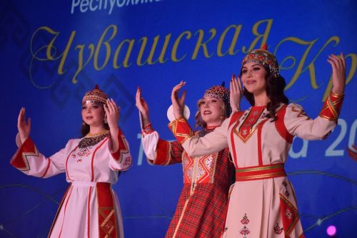 Представительница Аксубаевского района удостоилась второго места и титула Первой вице-мисс на республиканском конкурсе «Чувашская красавица» «Чăваш пики»