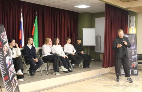 В Аксубаеве состоялся чемпионат по публичным выступлениям для школьников