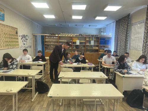 Айрат Шарифуллин: молодой учитель покоряет вершины науки и спорта