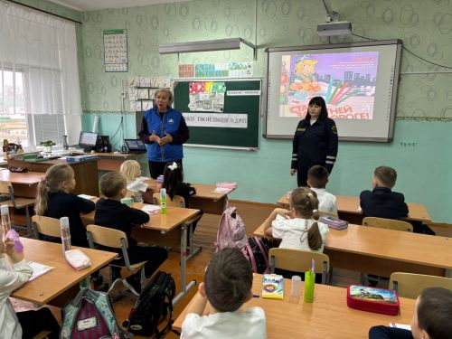 «Осенние каникулы в Аксубаеве»: Отряд ЮИД призывает «засветиться»