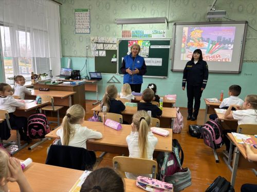 «Осенние каникулы в Аксубаеве»: Отряд ЮИД призывает «засветиться»