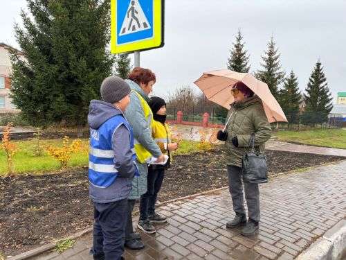 «Осенние каникулы в Аксубаеве»: Отряд ЮИД призывает «засветиться»