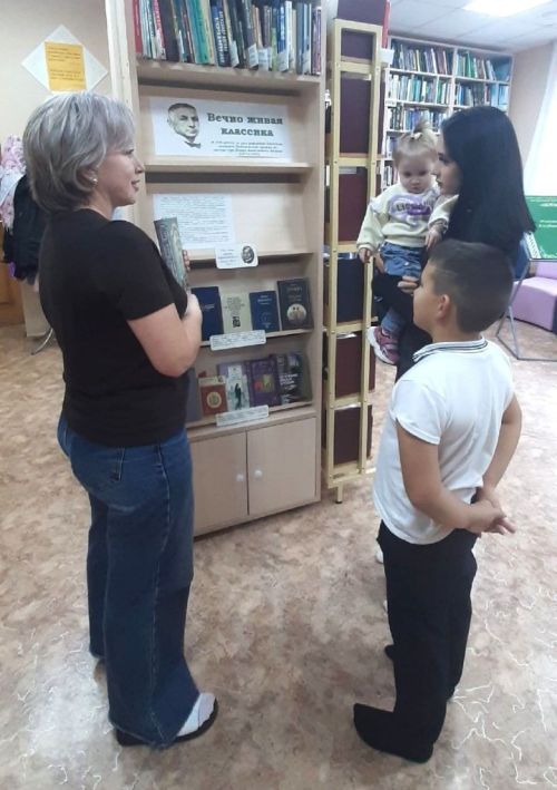 Аксубай китапханәсендә Иван Бунинның 155 еллыгына багышланган күргәзмә ачылды
