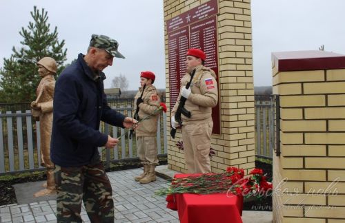 Отдал свою жизнь за мирное небо над Родиной