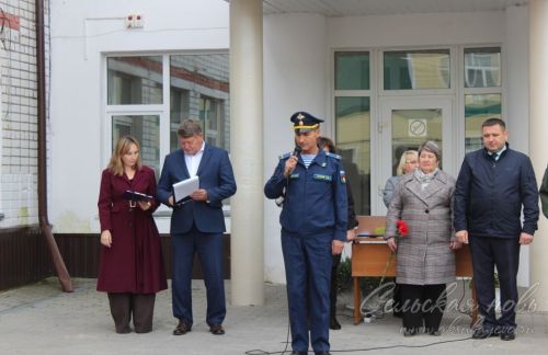 В Аксубаеве открыли мемориальную доску в память о Ниязе Хасанове