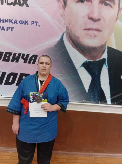 Аксубаевские борцы вошли в тройку лучших на Всероссийских соревнованиях