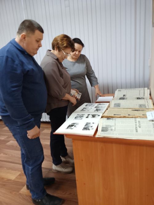 Аксубай район газетасы Эчке эшләр органнары хезмәткәрләре көненә багышланган күргәзмәдә тәкъдим ителде