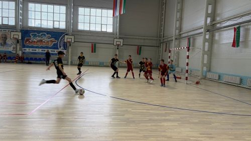 Футболисты «Аксу» выиграли зональное первенство