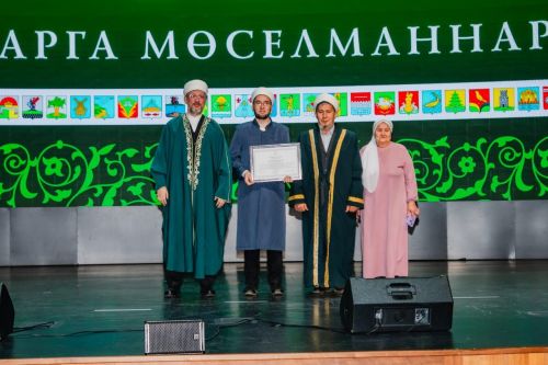 Аксубаевцев поблагодарили за единство и помощь защитникам