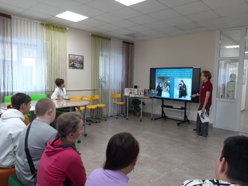 В Аксубаевском центре социального обслуживания звучали стихи Александра Блока