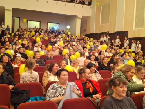 В Доме культуры прошел концерт «Наши мамы» от Аксубаевской ДШИ