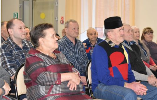 Аксубай районындагы интернат-йортта тәрбияләнүчеләрне концерт һәм көнкүреш бүләкләре белән сөендерделәр