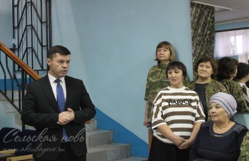 Аксубайлыларны Россия волонтерлары көне белән котладылар