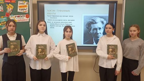 9 декабрьдә бөек шагыйрь Хәсән Туфанның туган көне