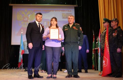 Кичә Ватан геройлары көненә багышланды