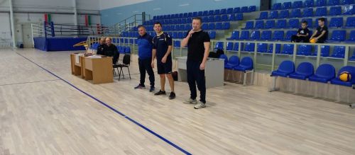 В Аксубаеве прошли соревнования по волейболу среди мужских команд