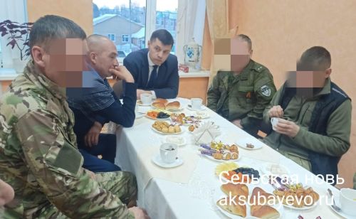Участников СВО из Аксубаева с Днём защитника Отечества поздравил руководитель района