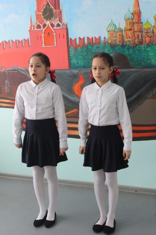 Аксубай мәктәбендә үткәрелгән бәйгедә өч телдә шигырьләр укыдылар