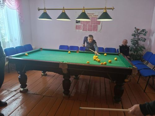 В Кривоозерках оспаривали первенство бильярдисты