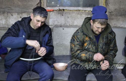 Аксубаевские волонтеры изготавливают заготовки к спецпатронам для борьбы с беспилотниками