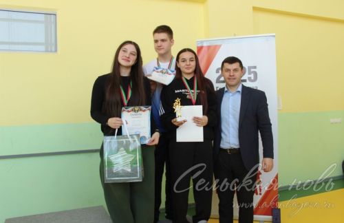 В Аксубаеве прошли соревнования по плаванию среди семи районов Татарстана