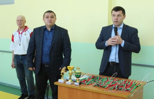 В Аксубаеве прошли соревнования по плаванию среди семи районов Татарстана