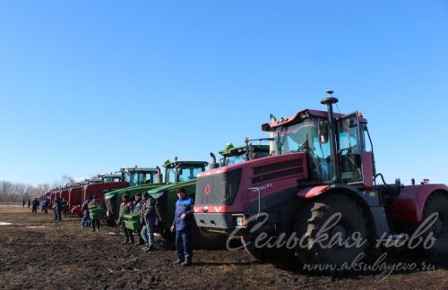 В Аксубаевском районе техника готова к полевым работам