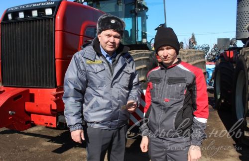 В Аксубаевском районе техника готова к полевым работам
