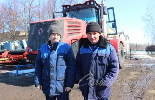 В Аксубаевском районе техника готова к полевым работам