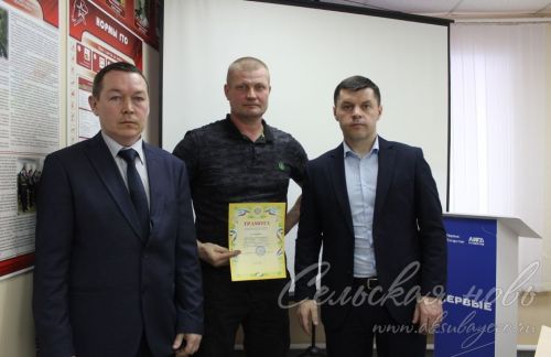 Район җитәкчесе өстәмә белем бирү педагоглары белән очрашты