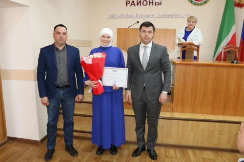 В Аксубаевском районе наград удостоились отличившиеся работники организаций