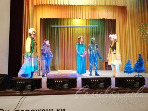 Состоялся зональный конкурс школьных театров