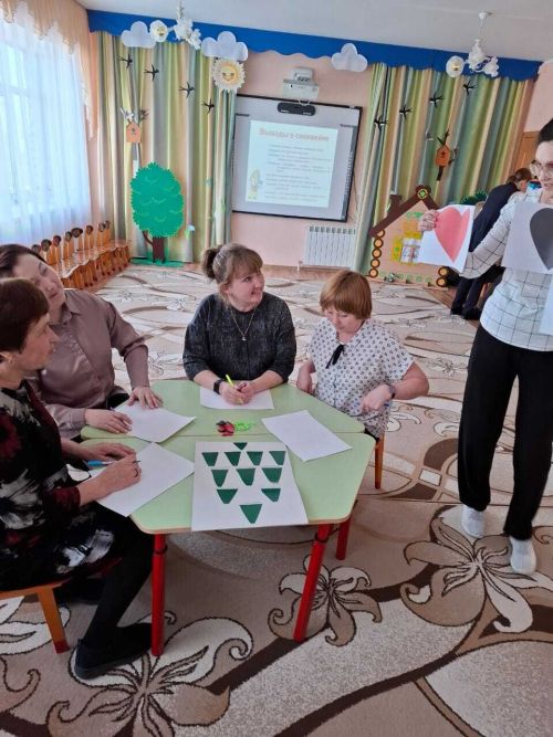 Аксубай районында балалар бакчалары тәрбиячеләренең квалификацияләрен күтәрү курслары узды