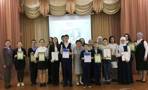 Аксубай мәктәбе мәйданчыгында «Тере классика» Бөтенроссия яшь шигырь укучылар бәйгесенең муниципаль этабы узды