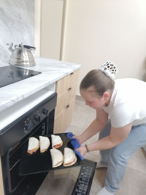Аксубайның халыкка социаль хезмәт күрсәтү үзәгендә пицца пешерделәр