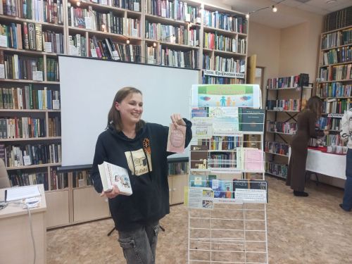 В Аксубаевской бибилиотеке прошел патриотический АРТ-вечер «Мы помним»