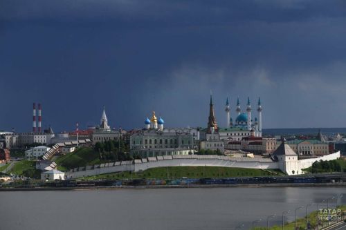 Жителей Татарстана предупредили о сильном ветре и грозе 6 мая
