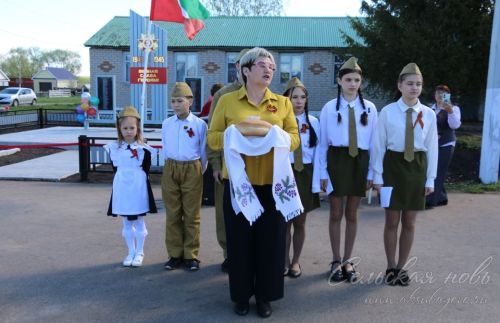 Память о героях: в Нижних Саврушах Аксубаевского района зажгли Вечный огонь