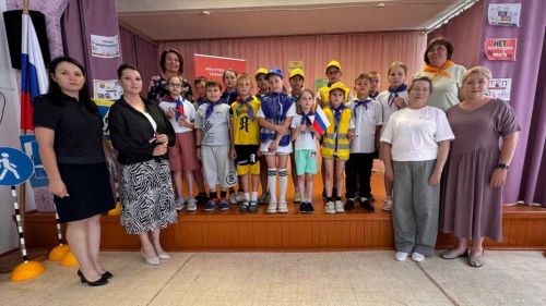 В школьном лагере Староузеевской школы провели антикоррупционное мероприятие
