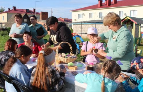 На аксубаевской улице Ленина пели, цитировали поэтов и рукодельничали