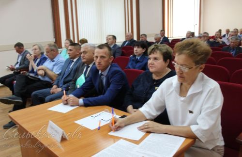 В Аксубаеве прошла районная сессия