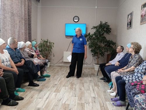 Аксубайда социаль хезмәтләр алучылар белән юл хәрәкәте иминлеге буенча әңгәмә уздырылды